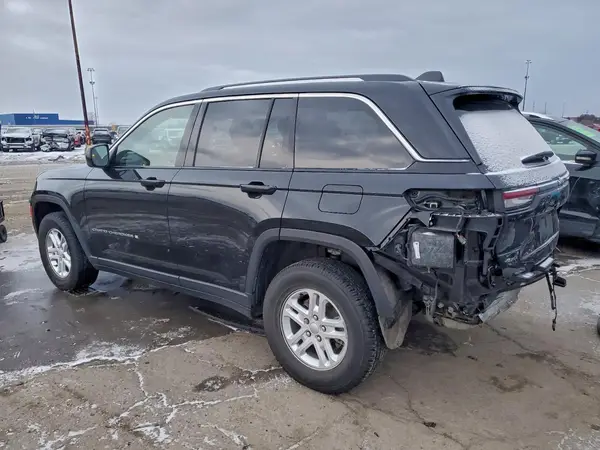 1C4RJHAGXPC573320 2023 JEEP GRAND CHEROKEE - Image 2
