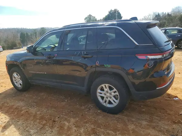 1C4RJHAGXPC622578 2023 JEEP GRAND CHEROKEE - Image 2