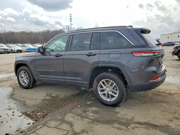 1C4RJHAGXRC156153 2024 JEEP GRAND CHEROKEE - Image 2