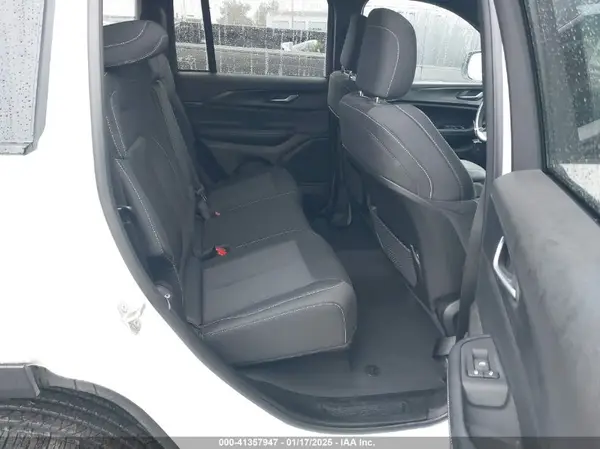 1C4RJHAGXRC185832 2024 JEEP GRAND CHEROKEE - Image 8