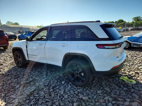 1C4RJHAGXSC265704 2025 JEEP GRAND CHEROKEE - Image 2