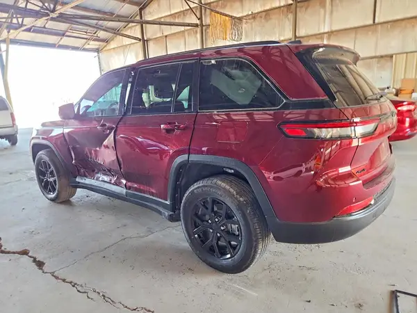 1C4RJHAGXSC273561 2025 JEEP GRAND CHEROKEE - Image 2