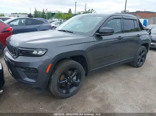 1C4RJHAGXSC294328 2025 JEEP GRAND CHEROKEE - Image 2