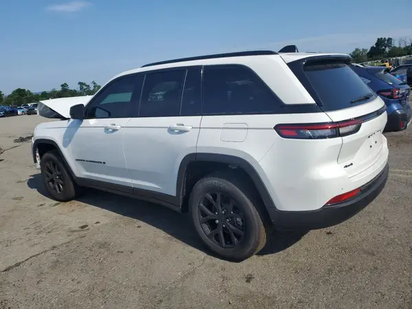 1C4RJHAGXSC306431 2025 JEEP GRAND CHEROKEE - Image 2