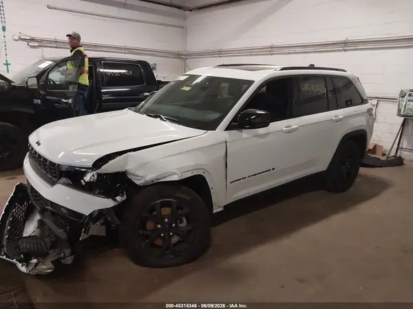 1C4RJHAR3TC201278 2026 JEEP GRAND CHEROKEE - Image 2