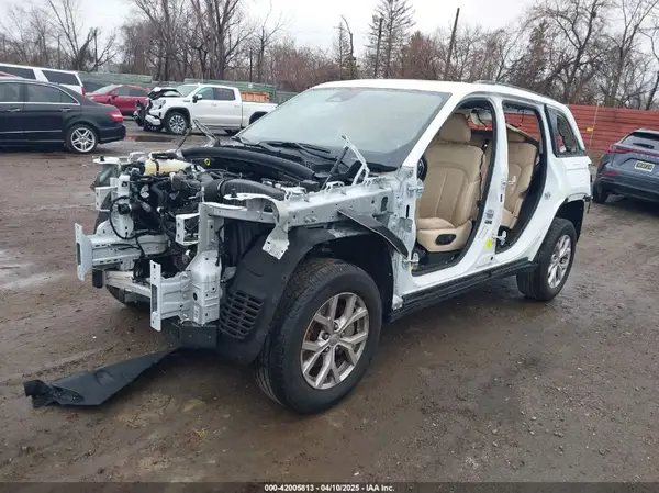 1C4RJHBG0N8615394 2022 JEEP GRAND CHEROKEE - Image 2