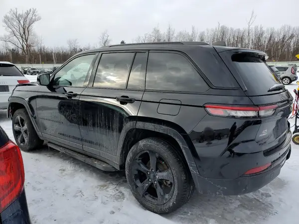 1C4RJHBG0PC508541 2023 JEEP GRAND CHEROKEE - Image 2