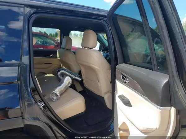 1C4RJHBG0PC512461 2023 JEEP GRAND CHEROKEE - Image 8