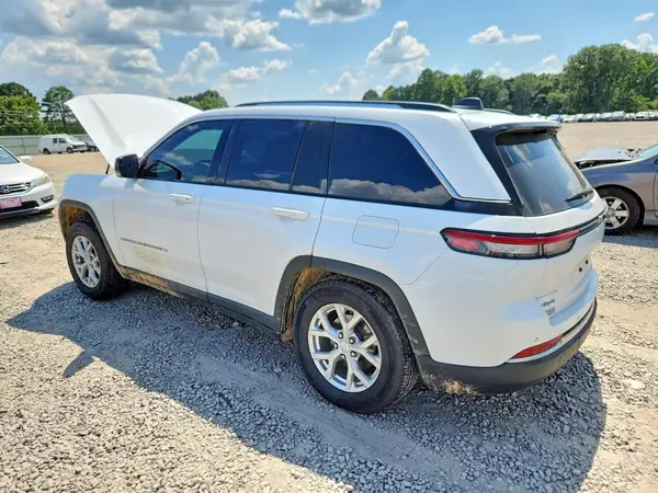 1C4RJHBG0PC530264 2023 JEEP GRAND CHEROKEE - Image 2