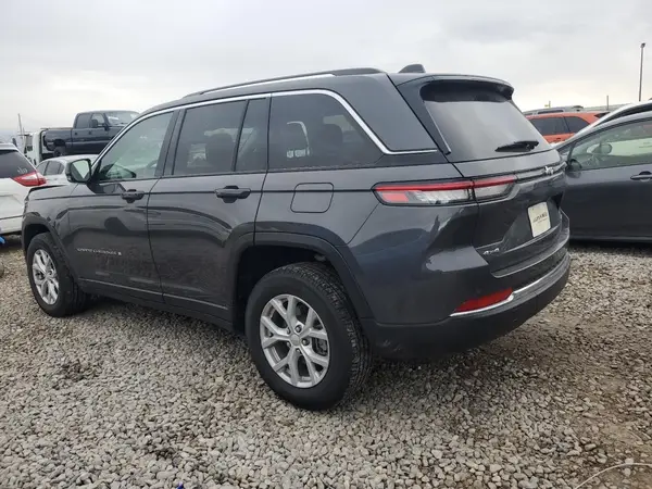 1C4RJHBG0PC661789 2023 JEEP GRAND CHEROKEE - Image 2