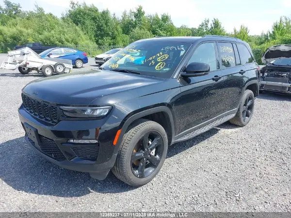 1C4RJHBG0RC205245 2024 JEEP GRAND CHEROKEE - Image 2