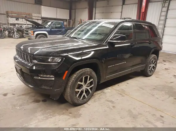 1C4RJHBG0RC260262 2024 JEEP GRAND CHEROKEE - Image 2