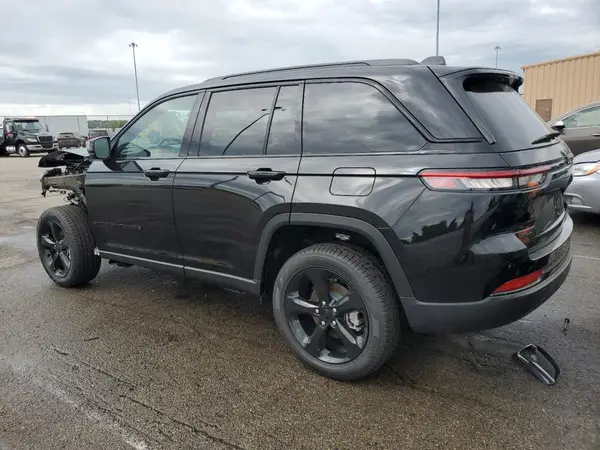 1C4RJHBG0SC307523 2025 JEEP GRAND CHEROKEE - Image 2