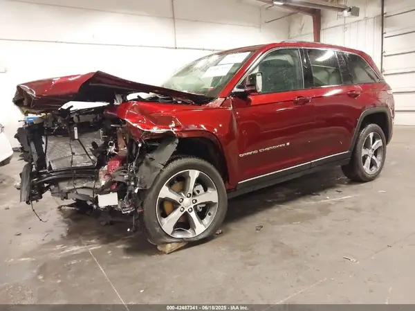 1C4RJHBG0SC309630 2025 JEEP GRAND CHEROKEE - Image 2