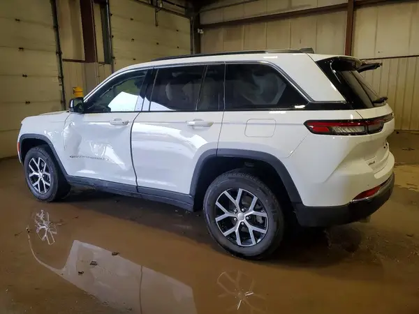 1C4RJHBG0SC338058 2025 JEEP GRAND CHEROKEE - Image 2