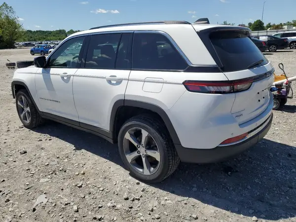 1C4RJHBG1PC532167 2023 JEEP GRAND CHEROKEE - Image 2