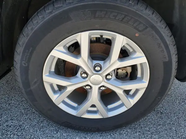 1C4RJHBG1PC593177 2023 JEEP GRAND CHEROKEE - Image 1