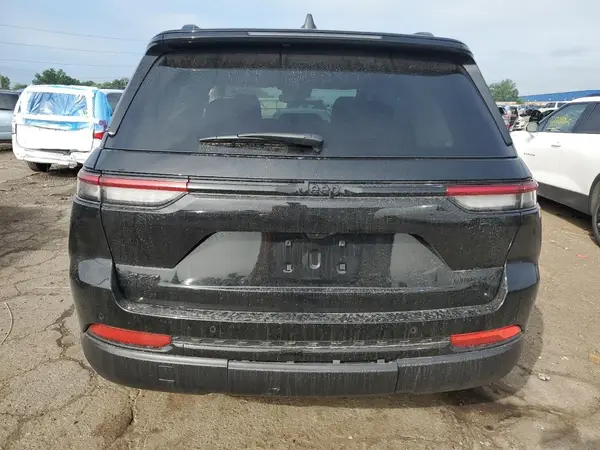 2024 JEEP GRAND CHEROKEE auction photo 6