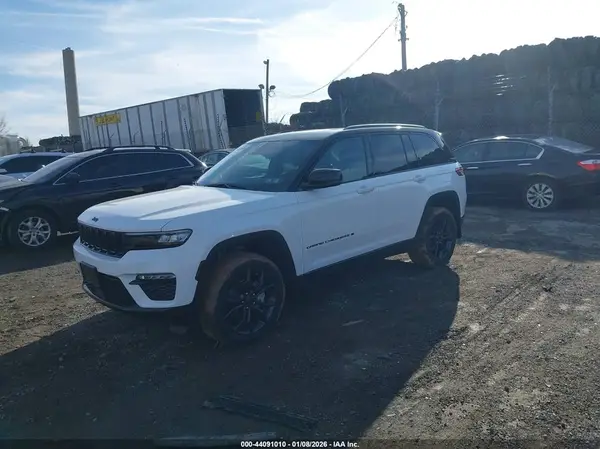1C4RJHBG1S8794489 2025 JEEP GRAND CHEROKEE - Image 2