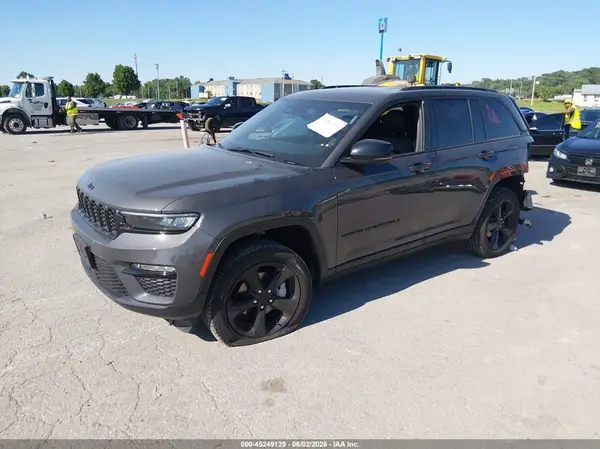 1C4RJHBG1SC288917 2025 JEEP GRAND CHEROKEE - Image 2