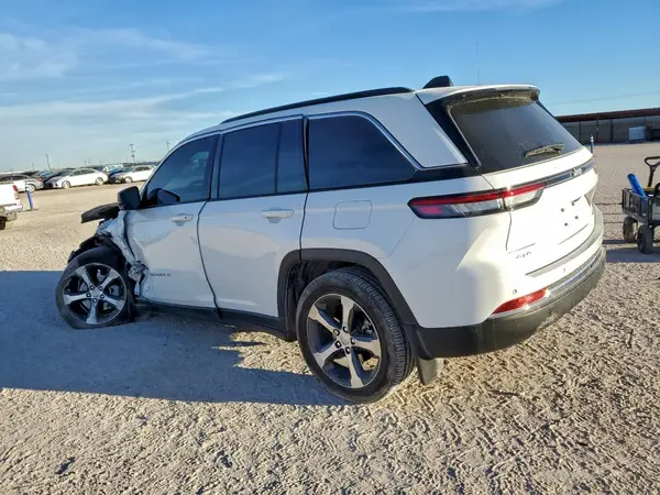 1C4RJHBG1SC316733 2025 JEEP GRAND CHEROKEE - Image 2