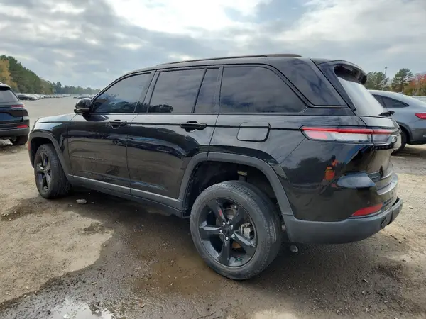 1C4RJHBG2PC536437 2023 JEEP GRAND CHEROKEE - Image 2