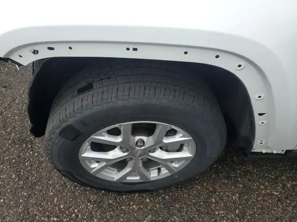 1C4RJHBG2PC559751 2023 JEEP GRAND CHEROKEE - Image 2