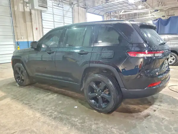 1C4RJHBG2RC168179 2024 JEEP GRAND CHEROKEE - Image 2