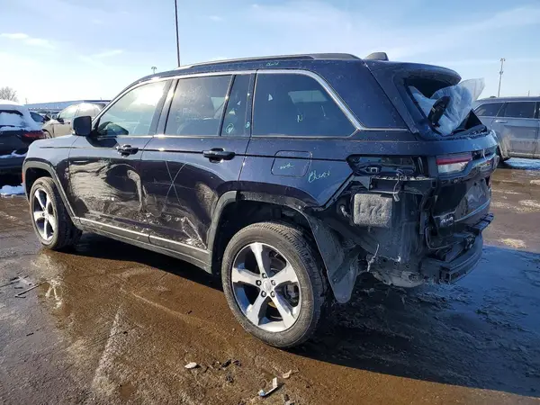 1C4RJHBG2RC170286 2024 JEEP GRAND CHEROKEE - Image 2