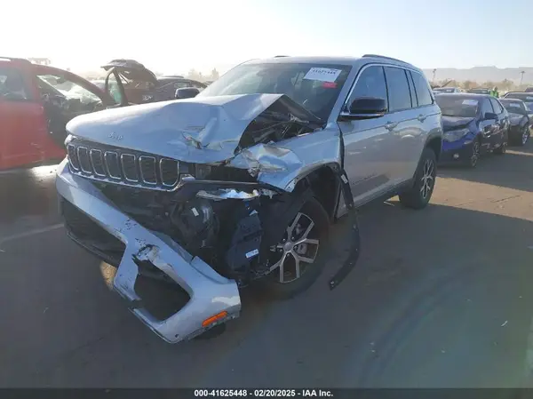 1C4RJHBG2RC195432 2024 JEEP GRAND CHEROKEE - Image 2