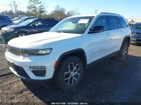 1C4RJHBG2RC230115 2024 JEEP GRAND CHEROKEE - Image 2