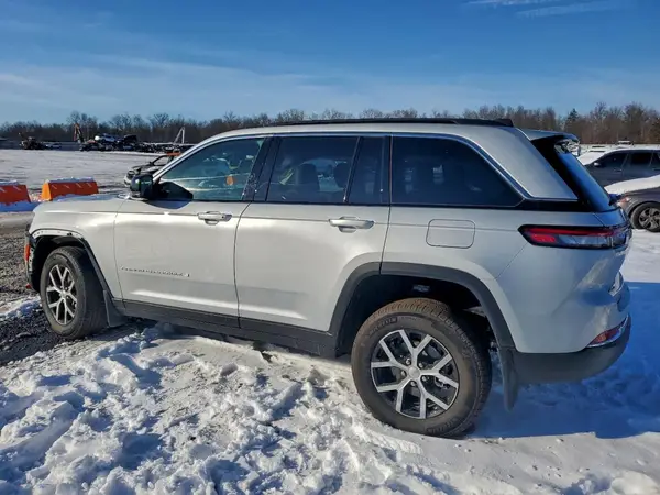 1C4RJHBG2S8705240 2025 JEEP GRAND CHEROKEE - Image 2