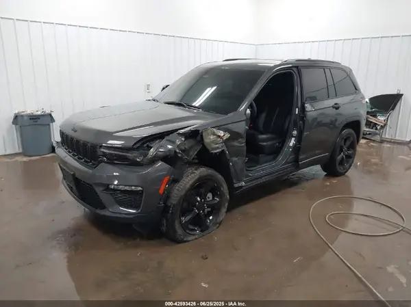 1C4RJHBG2SC280597 2025 JEEP GRAND CHEROKEE - Image 2