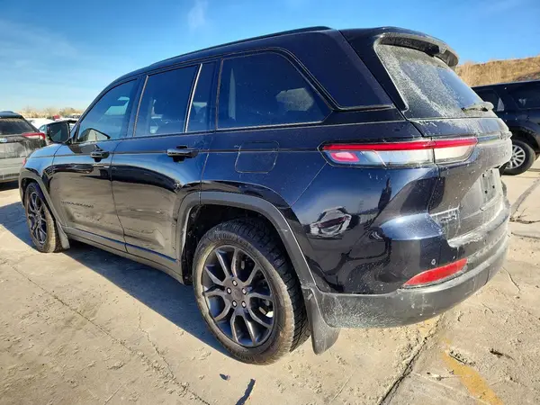 1C4RJHBG3P8892043 2023 JEEP GRAND CHEROKEE - Image 2