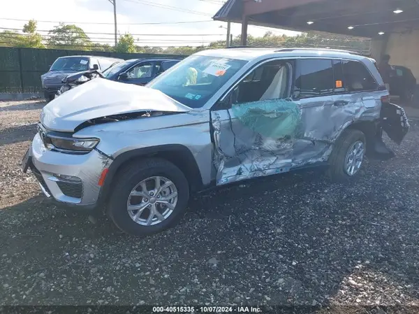 1C4RJHBG3P8896786 2023 JEEP GRAND CHEROKEE - Image 2