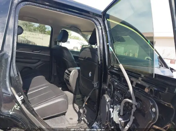 1C4RJHBG3PC516665 2023 JEEP GRAND CHEROKEE - Image 8