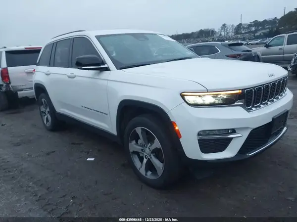 1C4RJHBG3PC527696 2023 JEEP GRAND CHEROKEE - Image 1