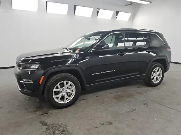 1C4RJHBG3PC528539 2023 JEEP GRAND CHEROKEE - Image 1
