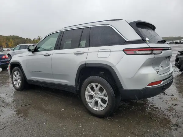 1C4RJHBG3PC585730 2023 JEEP GRAND CHEROKEE - Image 2