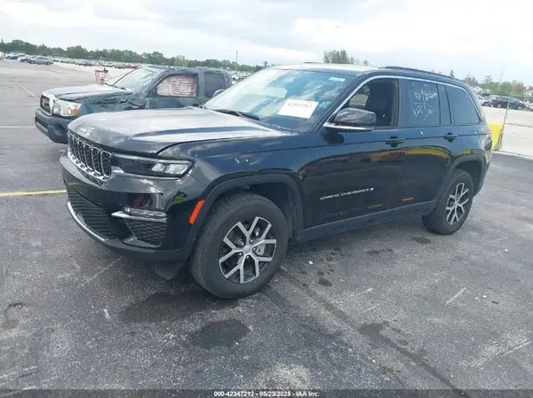 1C4RJHBG3R8507115 2024 JEEP GRAND CHEROKEE - Image 2