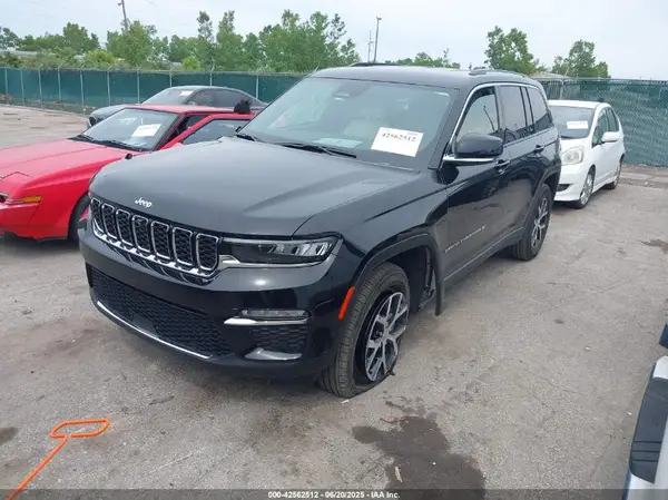 1C4RJHBG3R8944838 2024 JEEP GRAND CHEROKEE - Image 2