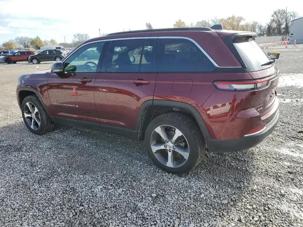 1C4RJHBG3RC238675 2024 JEEP GRAND CHEROKEE - Image 2