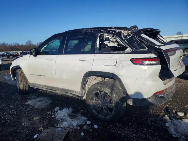1C4RJHBG3S8791593 2025 JEEP GRAND CHEROKEE - Image 2