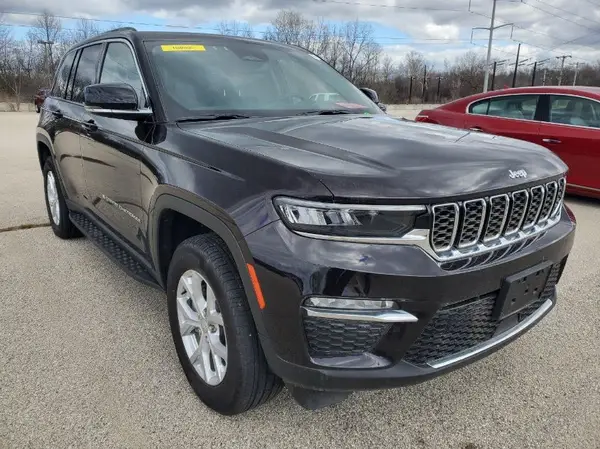 1C4RJHBG4P8727148 2023 JEEP GRAND CHEROKEE - Image 2
