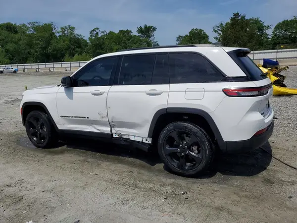 1C4RJHBG4PC500331 2023 JEEP GRAND CHEROKEE - Image 2