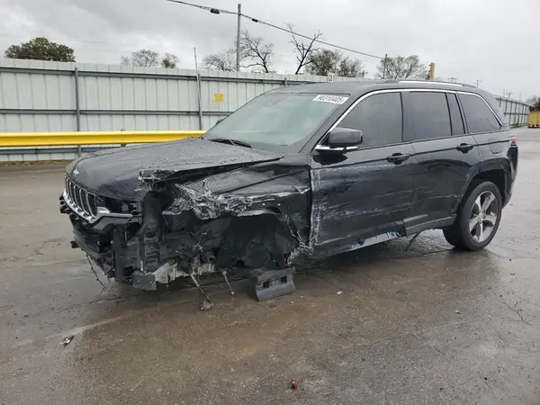 1C4RJHBG4PC521633 2023 JEEP GRAND CHEROKEE - Image 1