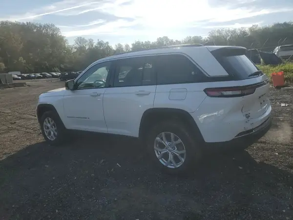 1C4RJHBG4PC529778 2023 JEEP GRAND CHEROKEE - Image 2