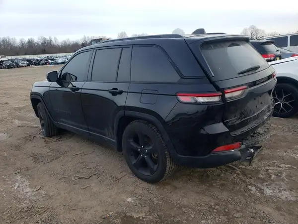 1C4RJHBG4PC570511 2023 JEEP GRAND CHEROKEE - Image 2