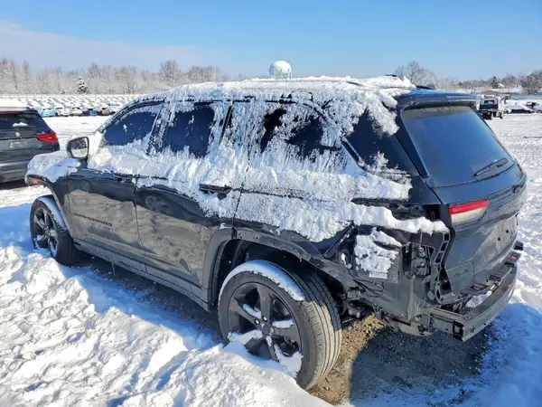 1C4RJHBG4PC653033 2023 JEEP GRAND CHEROKEE - Image 2