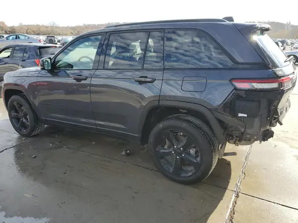 1C4RJHBG4PC667045 2023 JEEP GRAND CHEROKEE - Image 2